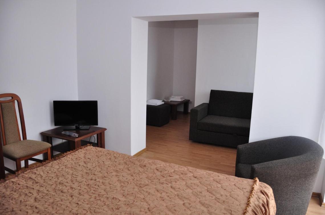 Hotel Oras Zlatna Exteriér fotografie
