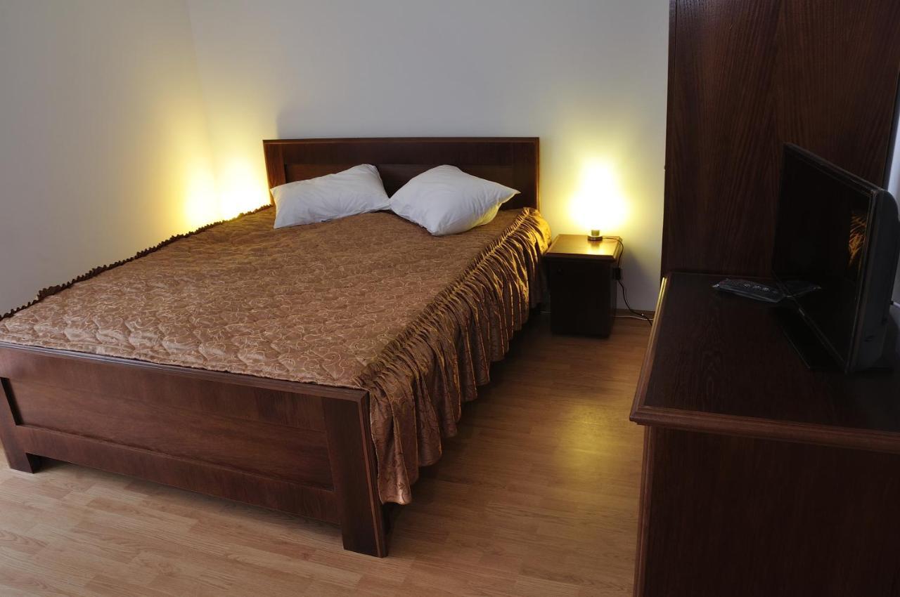 Hotel Oras Zlatna Exteriér fotografie